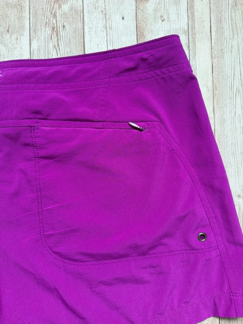 Athleta Costa Shorts sz 6 Purple Fuchsia Lightweight Outdoor Swim Athletic - Picture 7 of 13